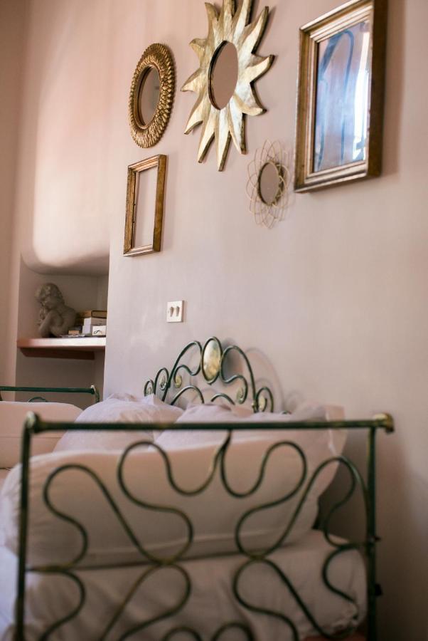 B&B Agapantus In Una Villa Dell'800 Dolceacqua Buitenkant foto